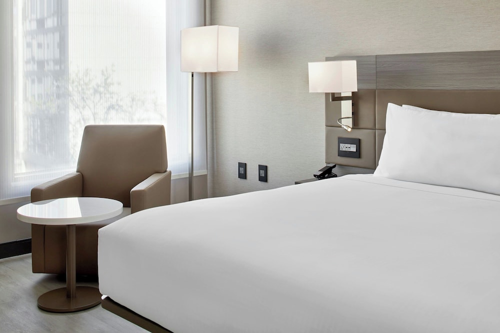 AC Hotel Sacramento - photo 7