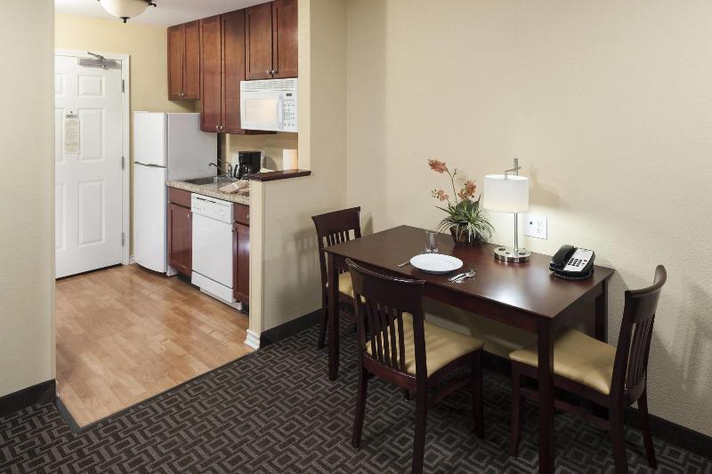 TownePlace Suites by Marriott Texarkana - photo 29