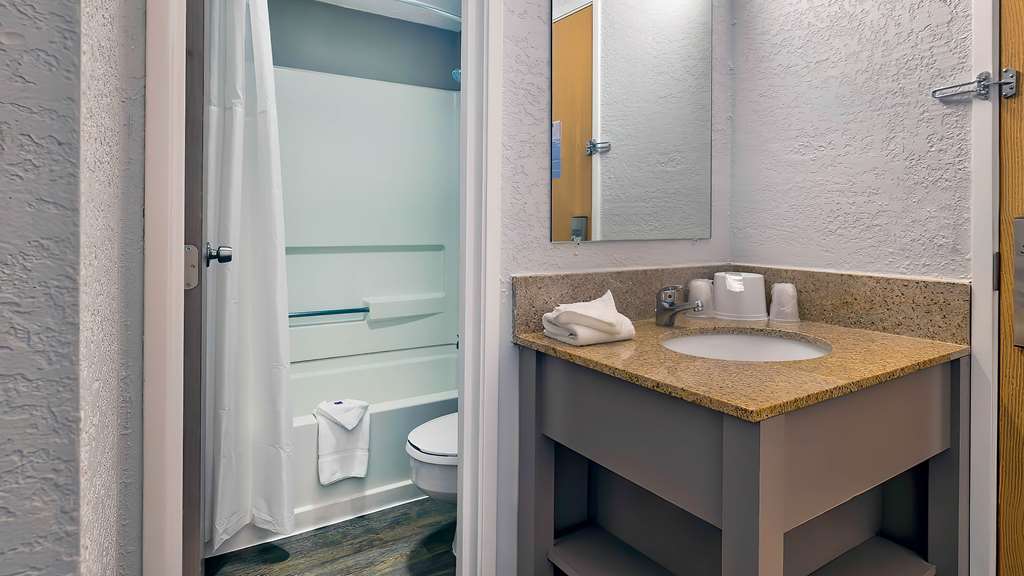 Motel 6 Milwaukee WI Glendale - photo 20