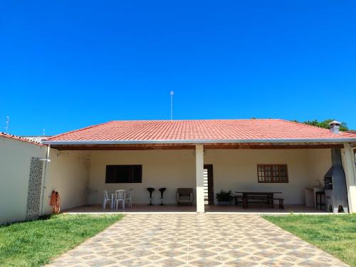 Cosy 4 parking spaces 800m to the beach in Itanhaem, Brasil