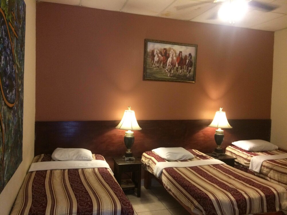 Hotel Ideas de Mama in Managua, Nicaragua