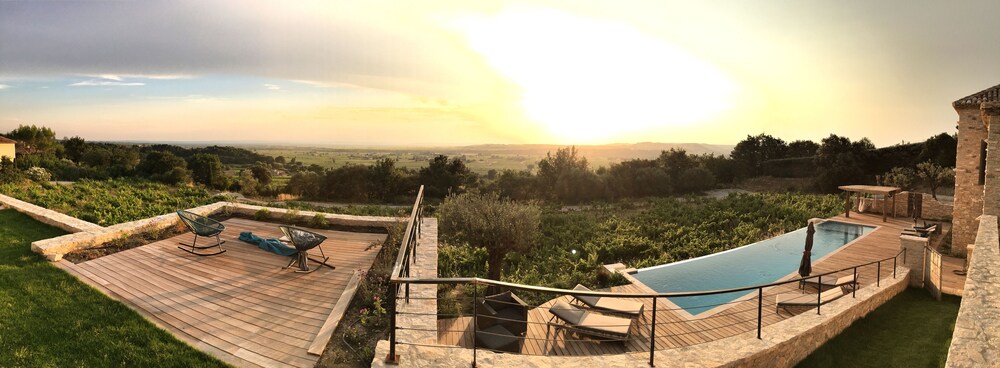 Mas Des Amis — hotel in Vaison-La-Romaine