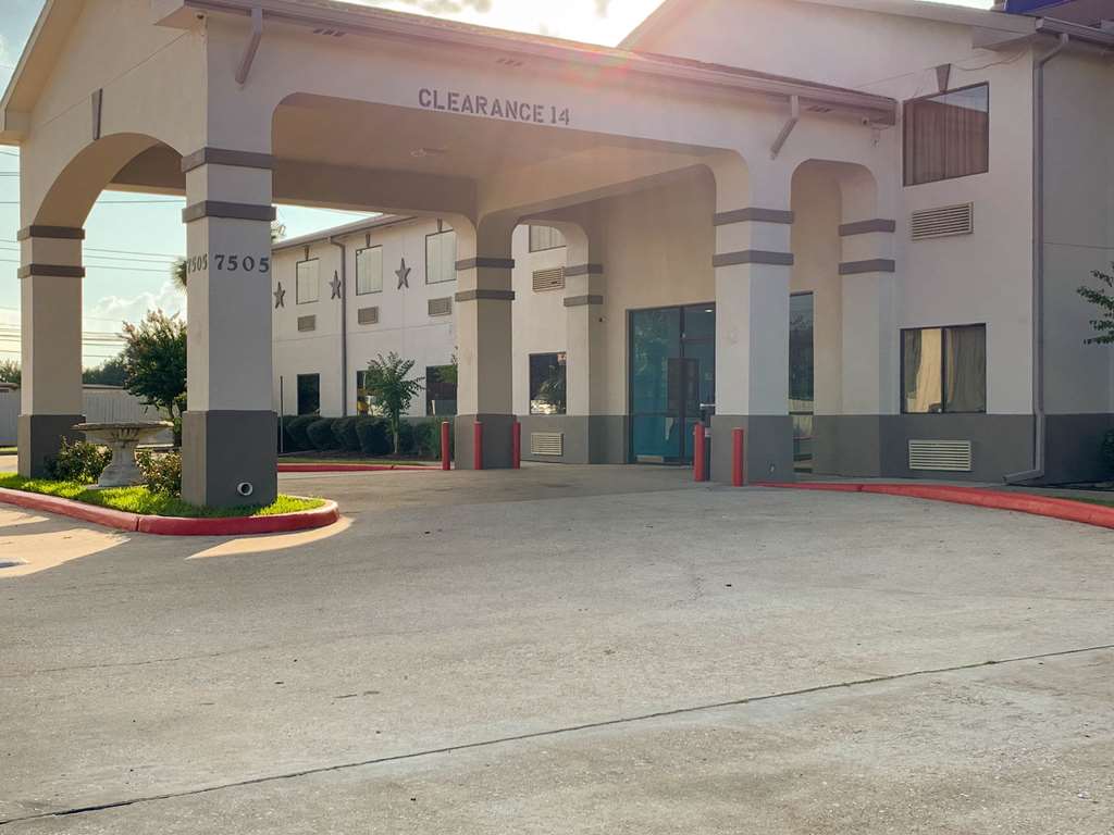 Motel 6 Houston TX Hwy 249 and Fallbrook - photo 5