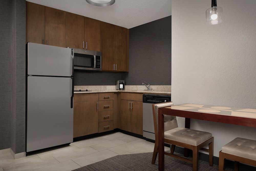 Residence Inn by Marriott Greensboro Airport - photo 12