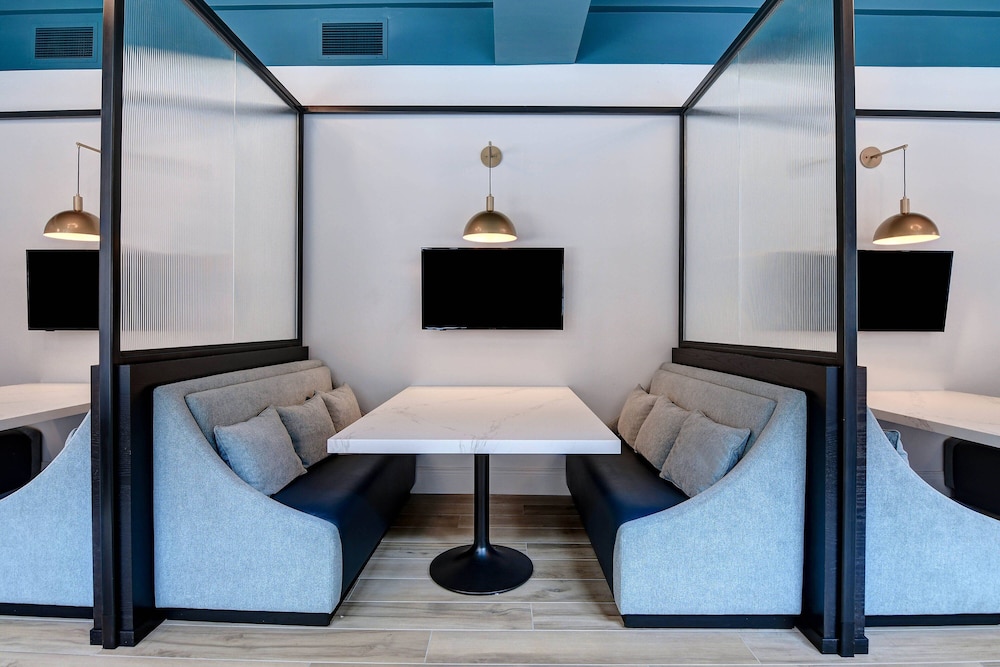 Courtyard by Marriott Cincinnati Downtown - photo 25