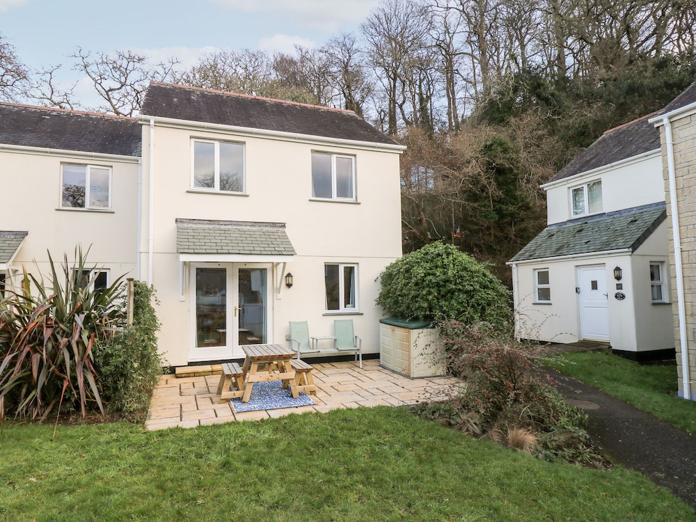 Chellowdene Cottage — 4-Star Luxury Hotel in Falmouth, United Kingdom