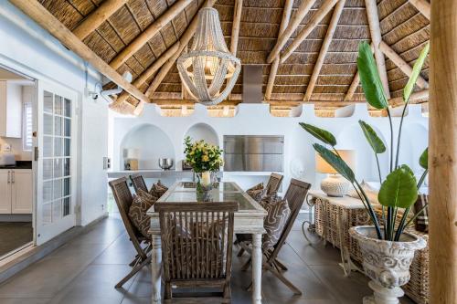 Ukuthula Tranquil home in Hout Bay Cape Town