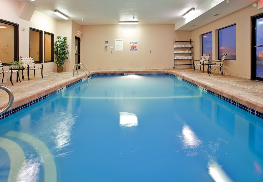 Holiday Inn Express Kansas City Liberty by IHG - photo 32