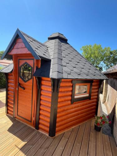 logement insolite KOTA — hotel in Commequiers