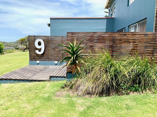Ikhaya le Inkhuku A cozy retreat in Sunrise on Sea — 4-Star Luxury Hotel in East London, South Africa