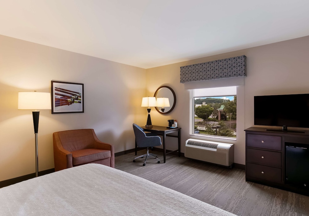 Hampton Inn & Suites Wilmington Christiana - photo 5