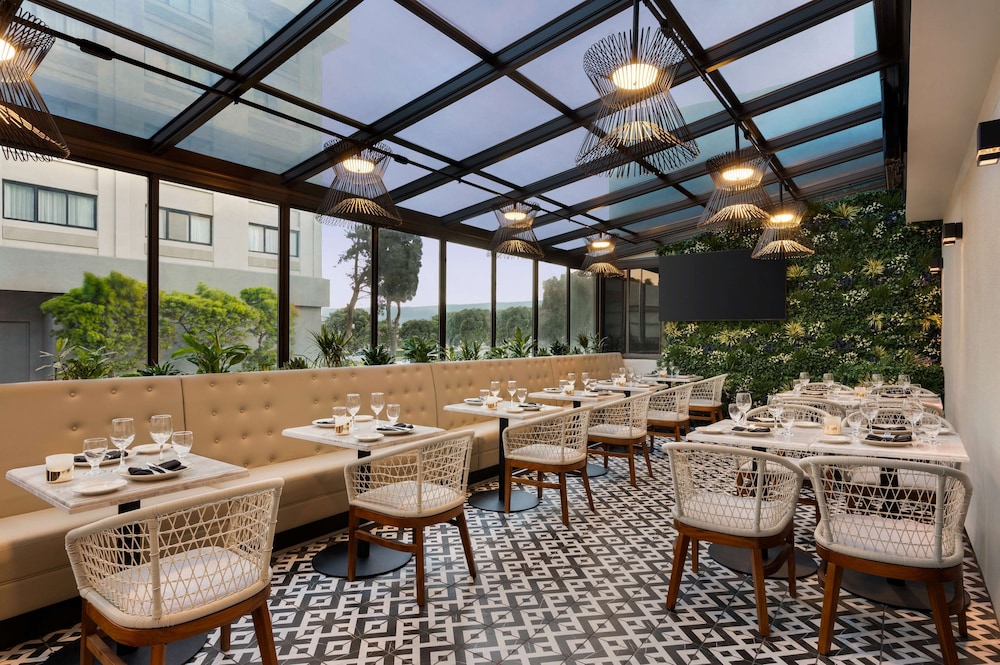 DoubleTree by Hilton San Francisco South Airport Blvd - photo 56