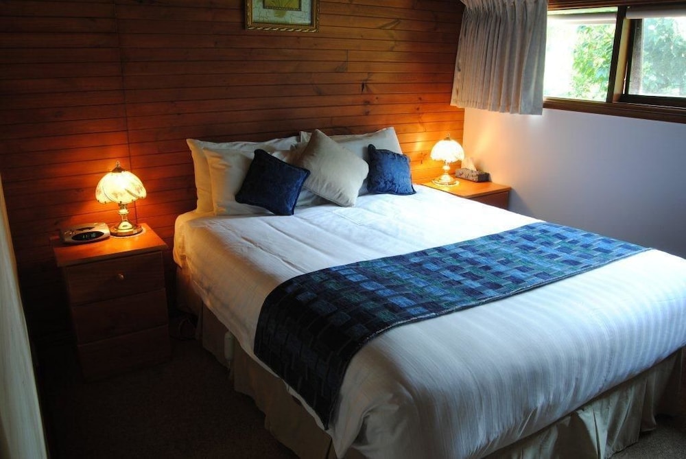 Clarendon Chalets — Mount Gambier — photo 3