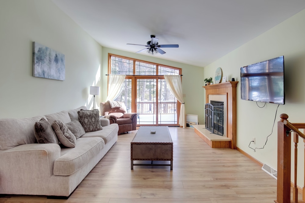 Twelve Pines Resort South Lodge with Private Pier on Catfish Lake - featured photo