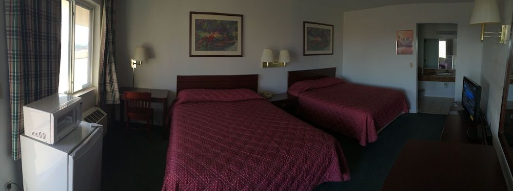 Slumber Inn Of Harrisonville - photo 14