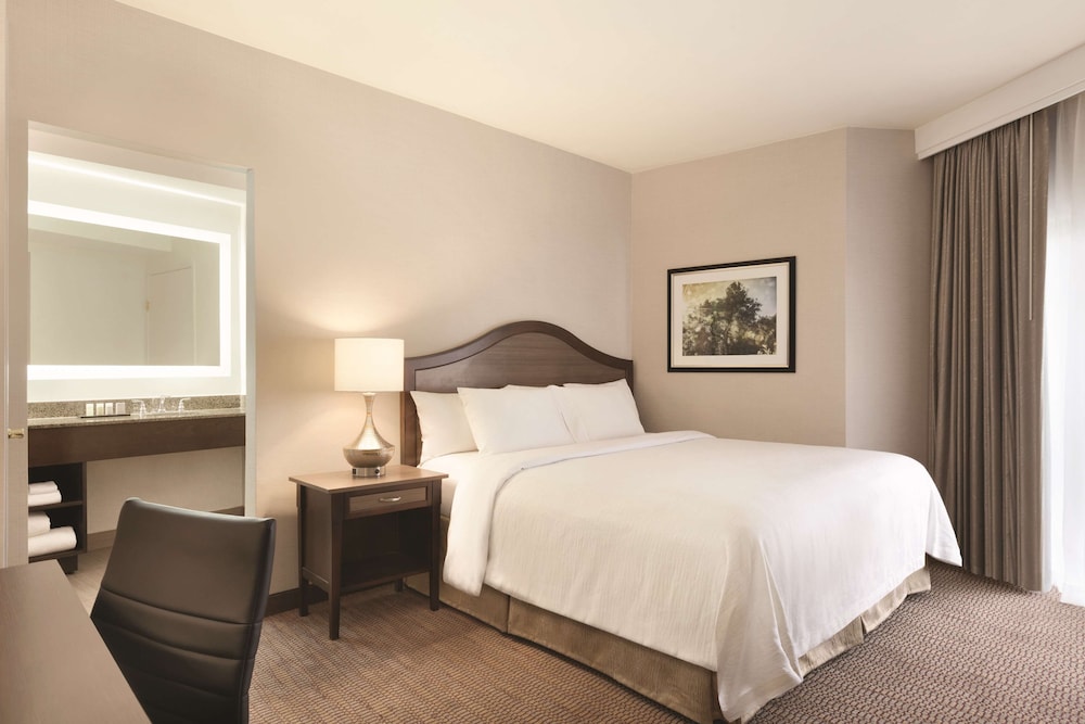 Embassy Suites by Hilton Temecula Valley Wine Country - photo 6