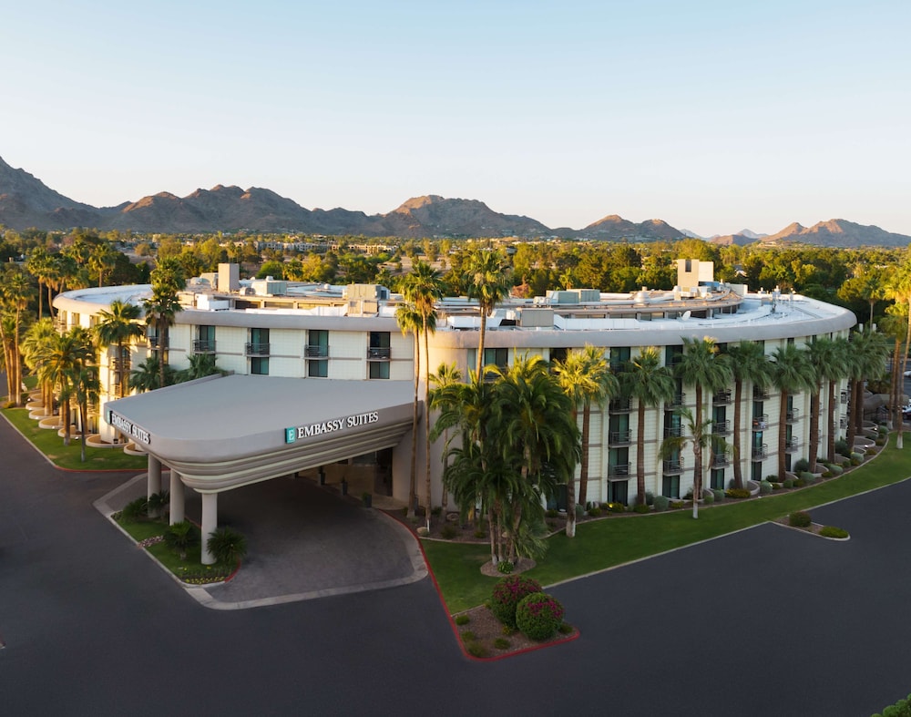 Embassy Suites by Hilton Phoenix Biltmore - photo 53