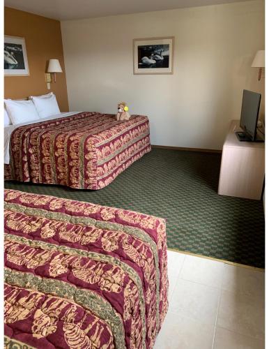 Kings Inn Cody - photo 12