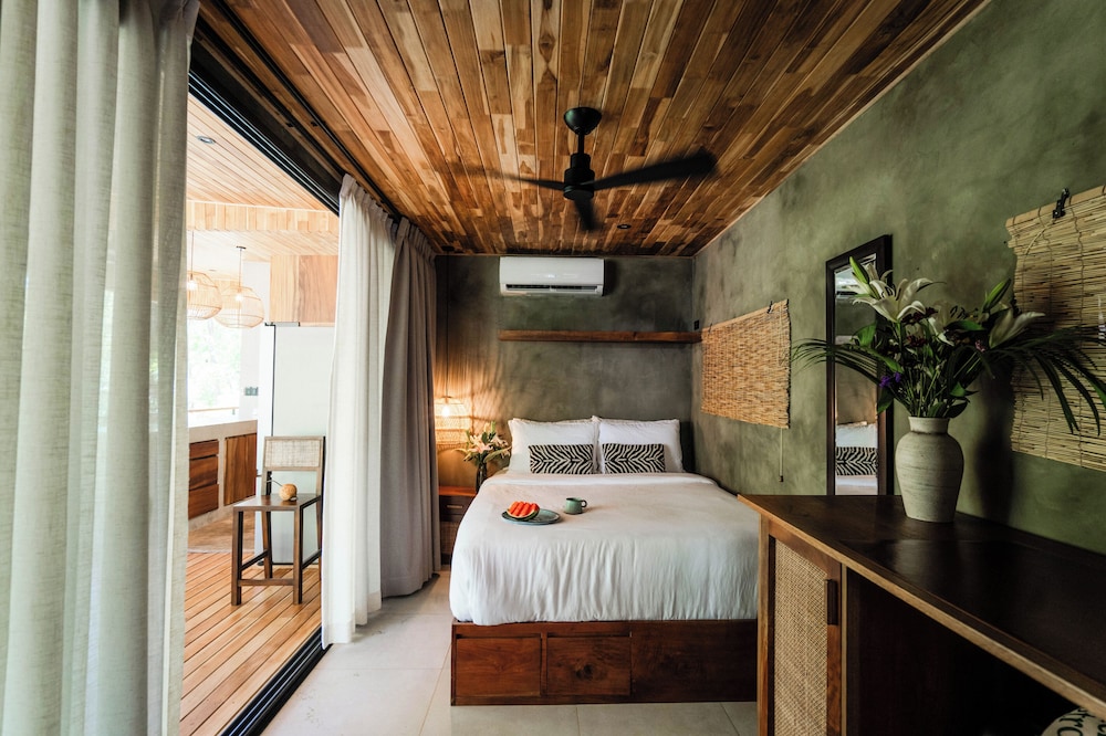 Re:Center in Unknown City, Costa Rica