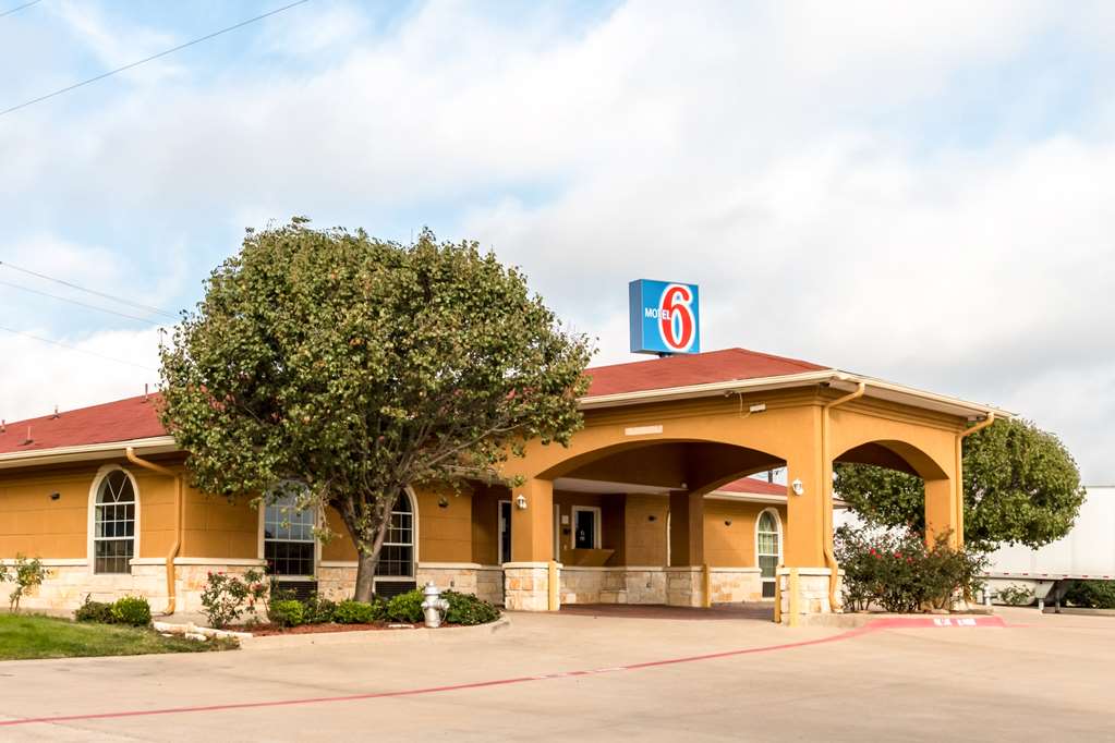 Motel6 Alvarado TX — hotel in Alvarado