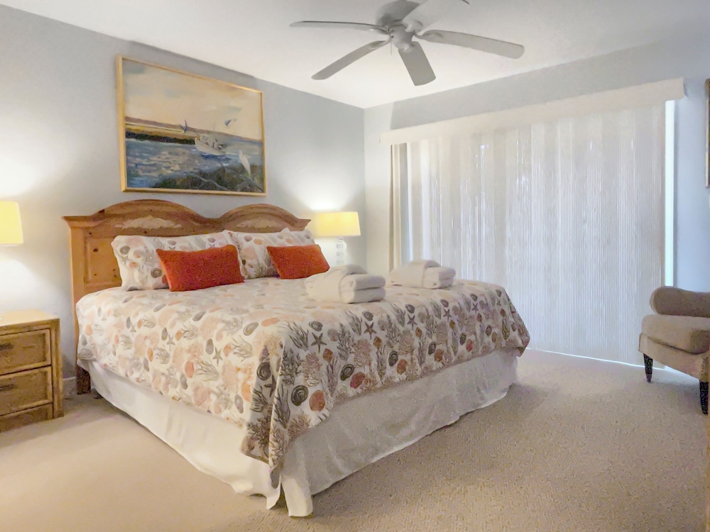 1404 South Beach Villa at The Sea Pines Resort - photo 2