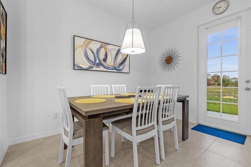 654 LD Tranquil Oasis 3BR Luxury Villa at Festival Resort - photo 18