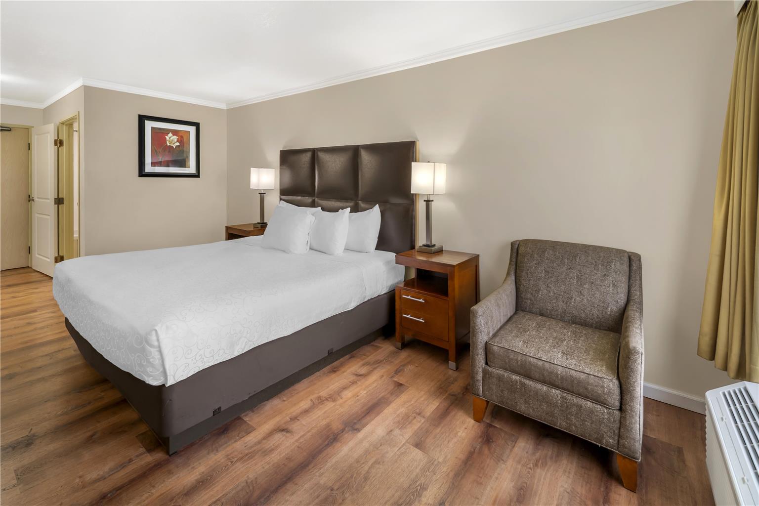 Best Western Plus Northwoods Inn - photo 25