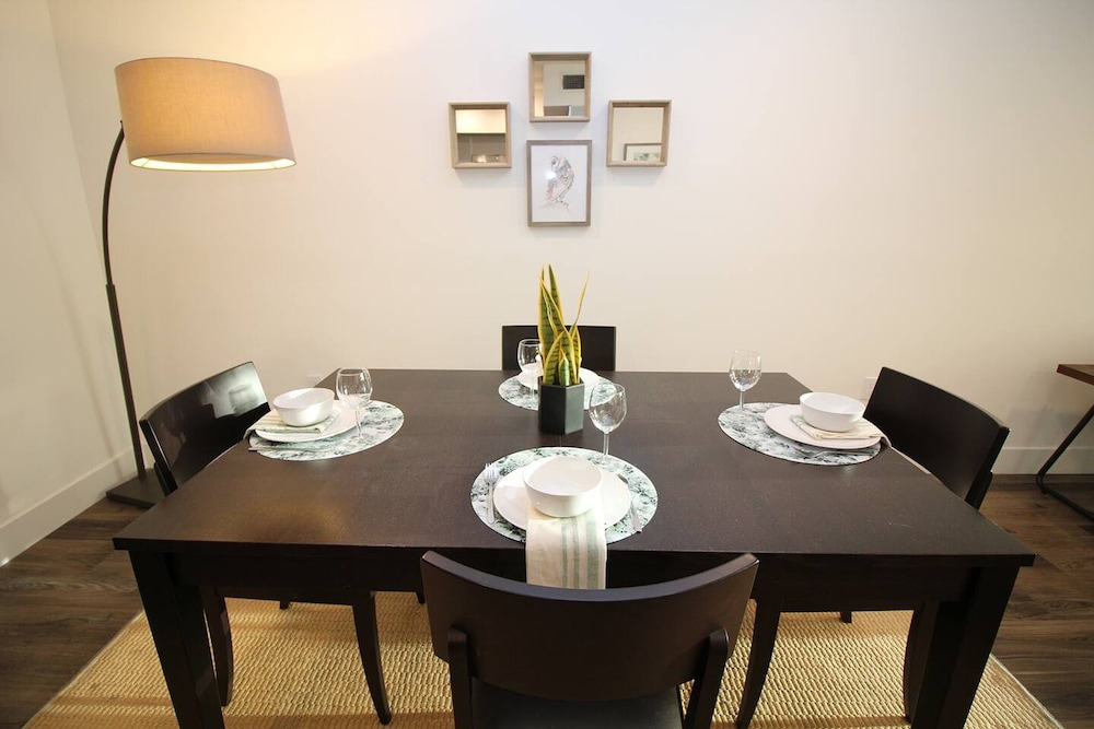 Los Angeles Premium City Suites Free Secured Parking - photo 18
