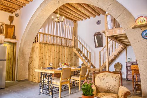 Stone Arch - carbon neutral hotel in Unknown City