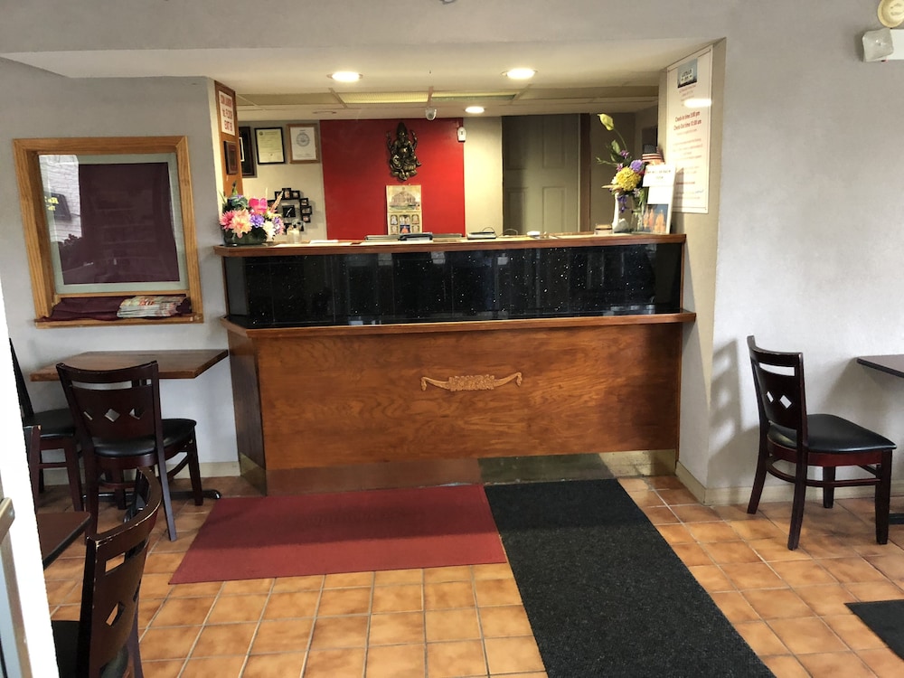 Latham Inn - photo 5