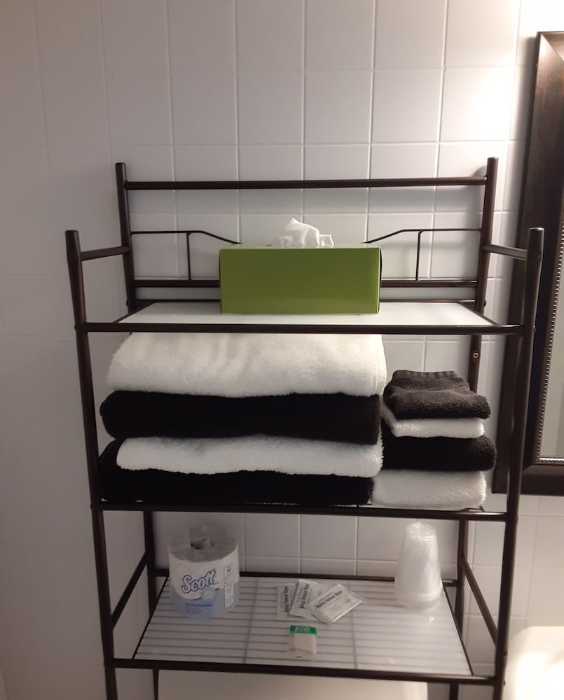 Spirit Lake Resort Motel - photo 23