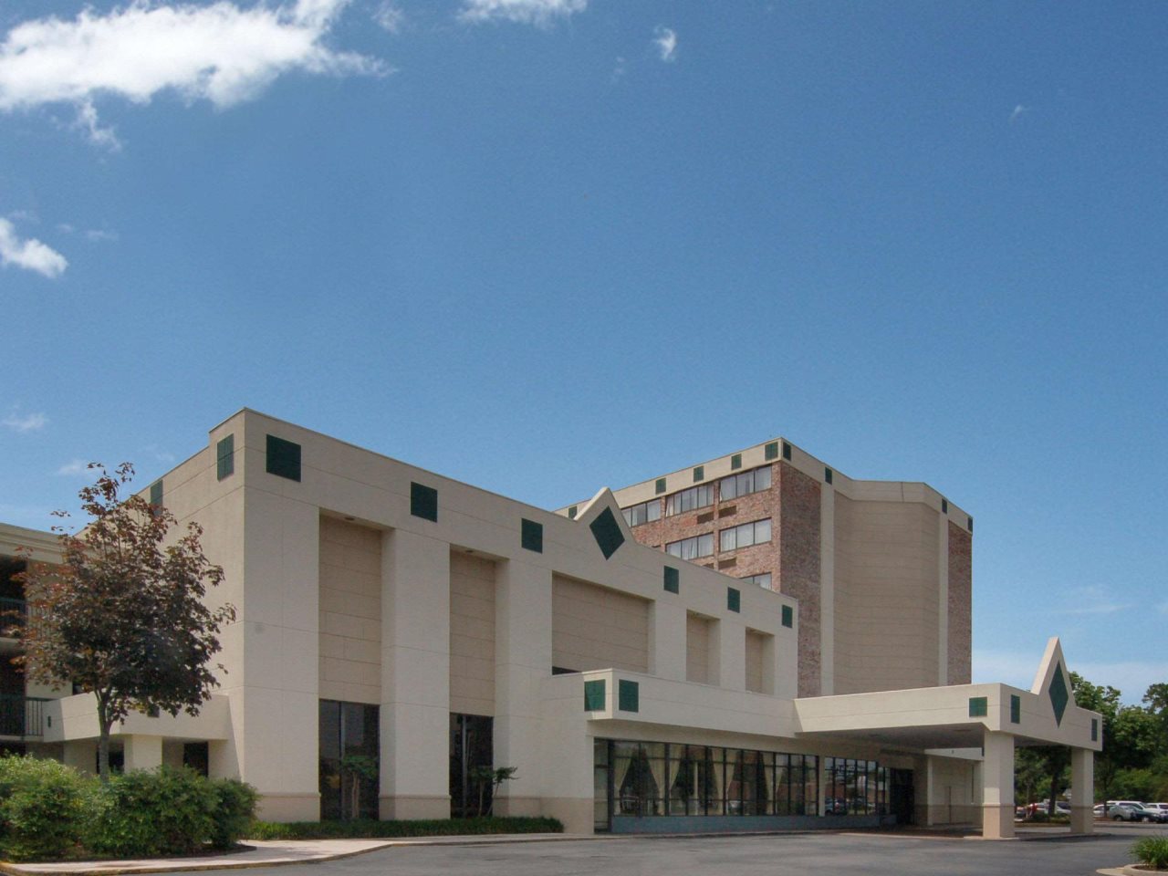 Rodeway Inn - carbon neutral hotel in Sandston