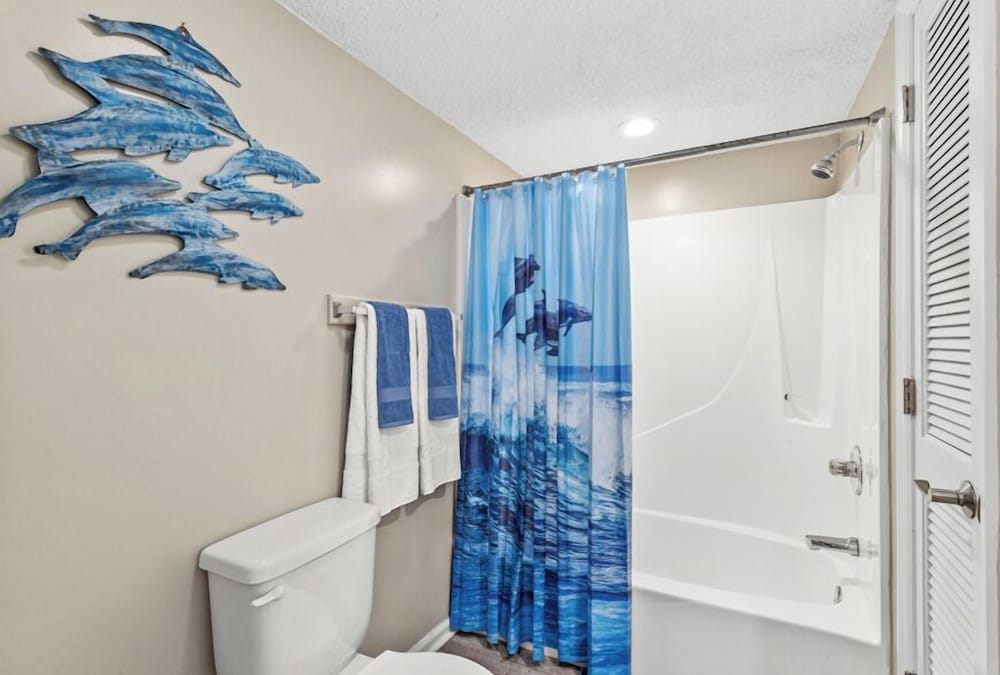 Sandpiper Beacon Beach Resort - photo 388