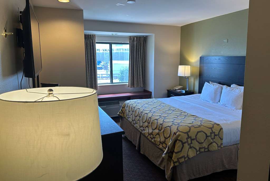 Baymont by Wyndham Farmington - photo 18
