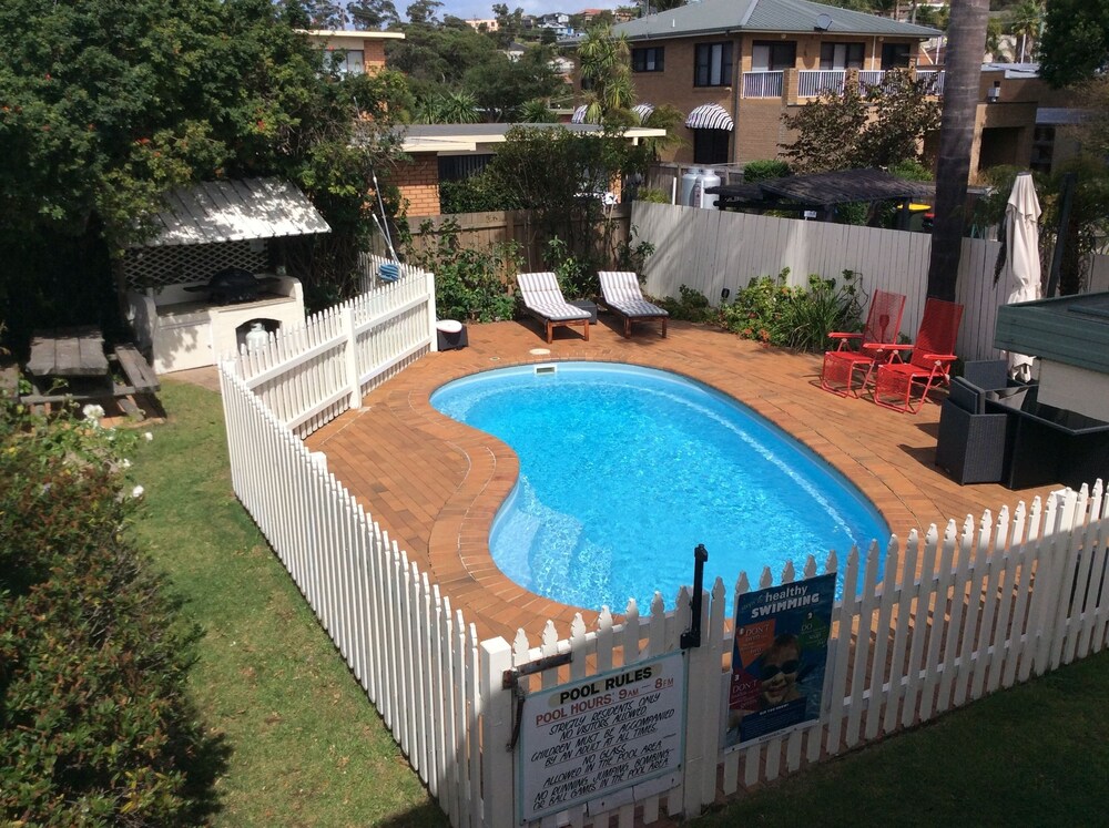 Telopea Court Holiday Units in Merimbula, Australia