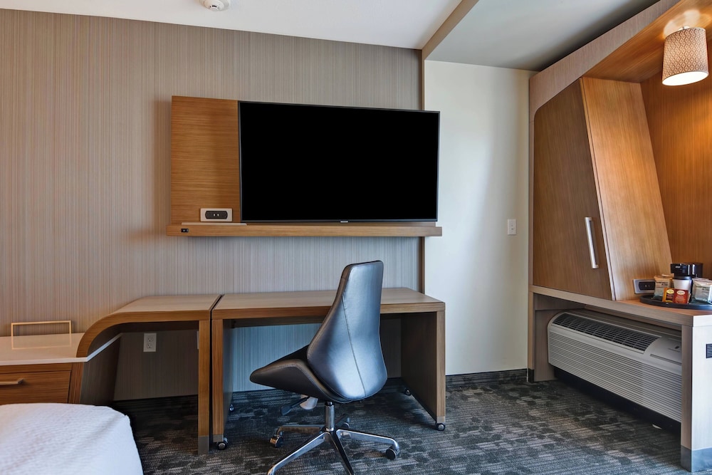 Courtyard by Marriott Bentonville Rogers Promenade - photo 13