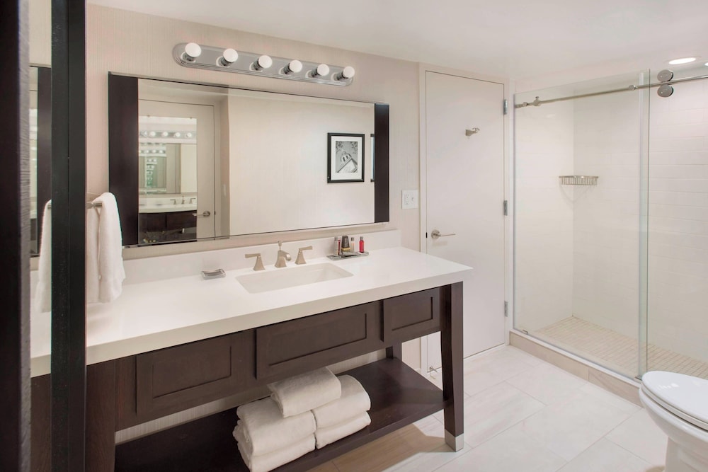 Marriott Philadelphia West - photo 21