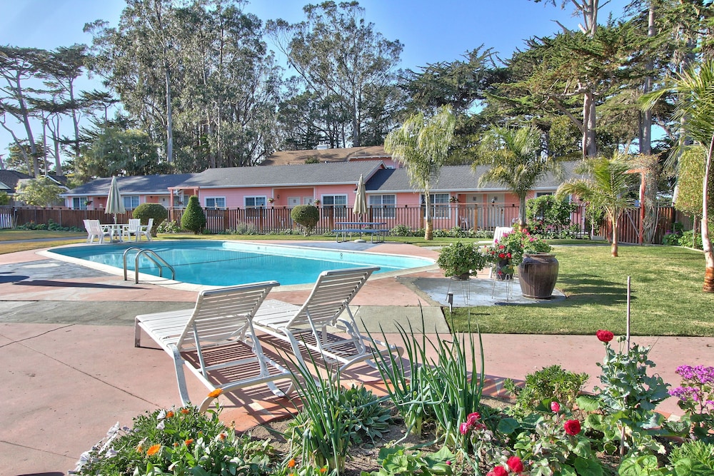 Butterfly Grove Inn - photo 38