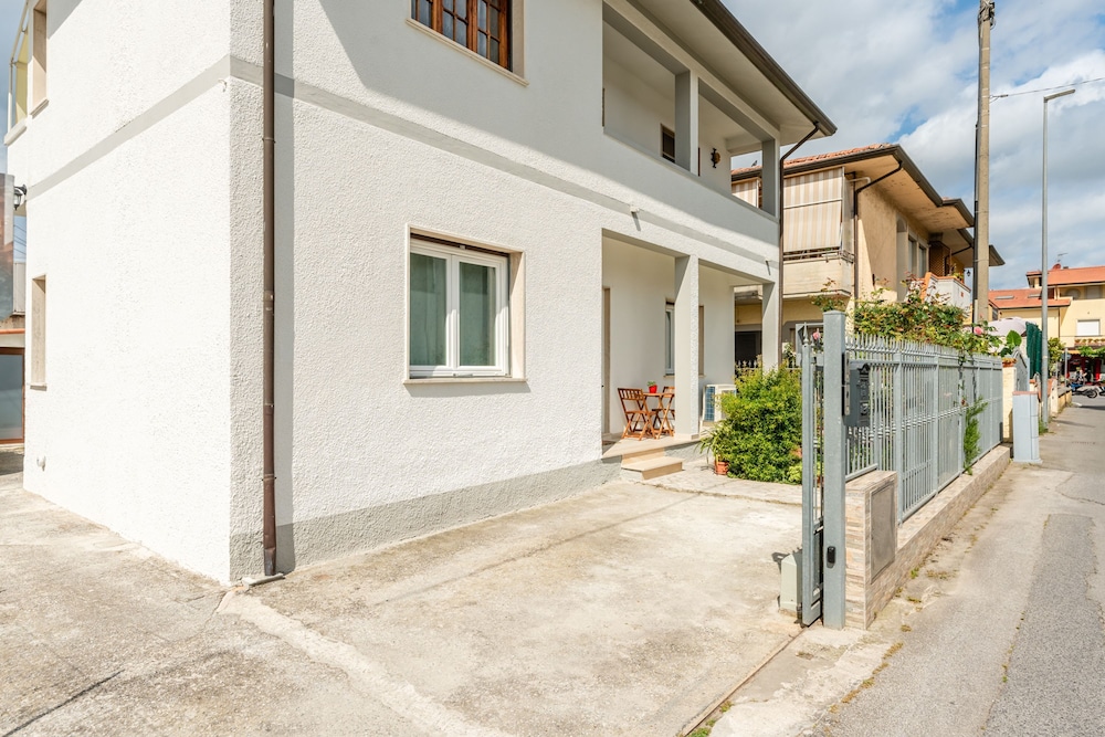 Le Tre Sorelle in Capezzano Pianore — 4-Star Luxury Hotel in Camaiore, Italy