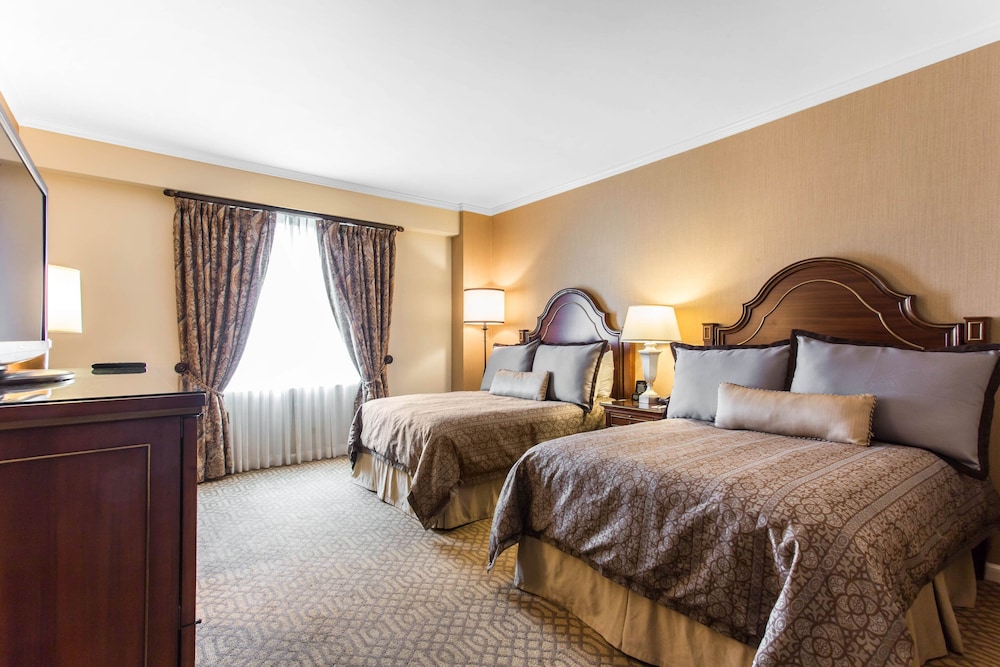 Omni Royal Orleans Hotel - photo 23