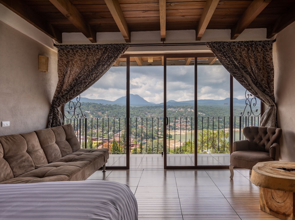 Hotel Santa Rosa — hotel in Valle De Bravo