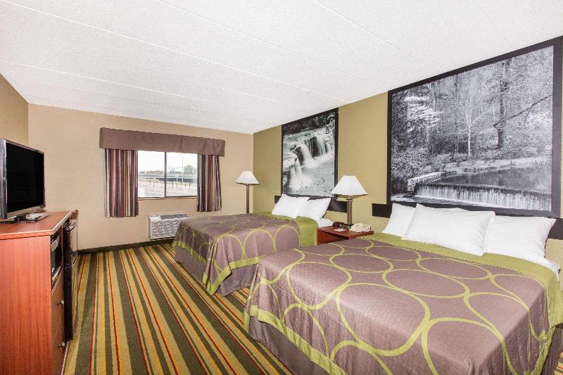 Super 8 By Wyndham Frederickrick - photo 18