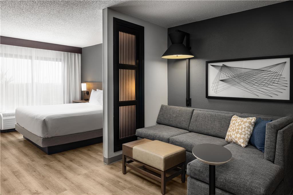 Hyatt Place Orlando Airport - photo 10