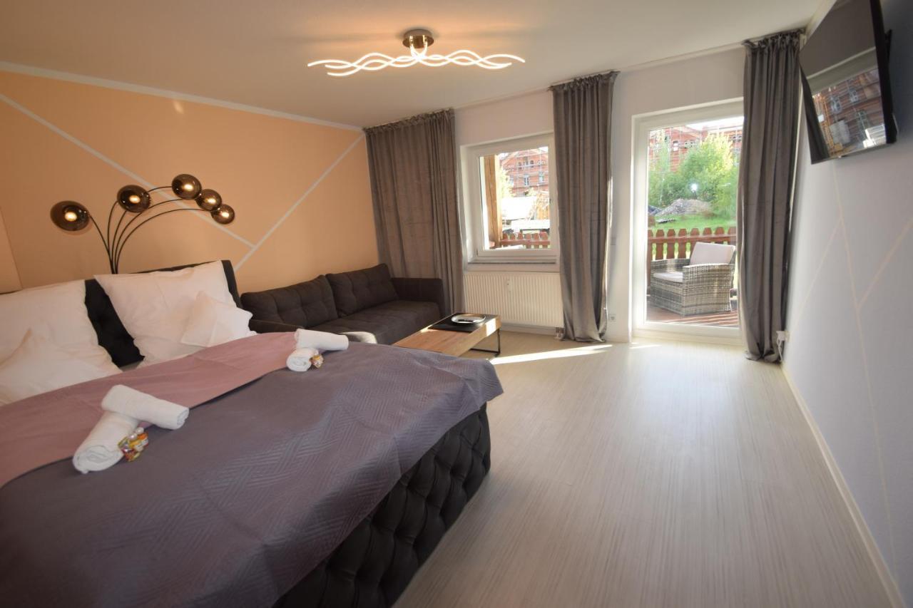 Bliss Place 1R Premium Apartment Kingsize Bett Smart TV Küche Balkon Waschkeller — 4-Star Luxury Hotel in Magdeburg, Germany