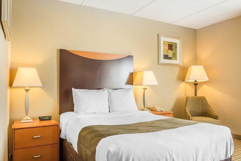 Quality Inn Spring Valley Nanuet - photo 16