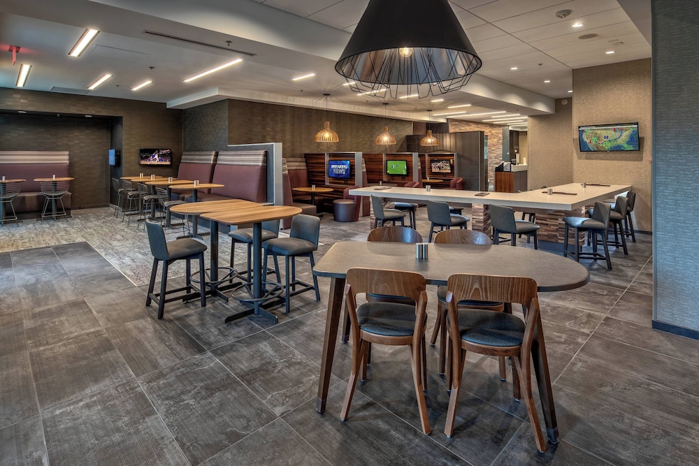 Courtyard by Marriott Dulles Airport Herndon - photo 24