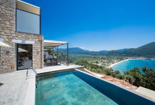 Azzura villas — 4-Star Luxury Hotel in Vasiliki, Greece
