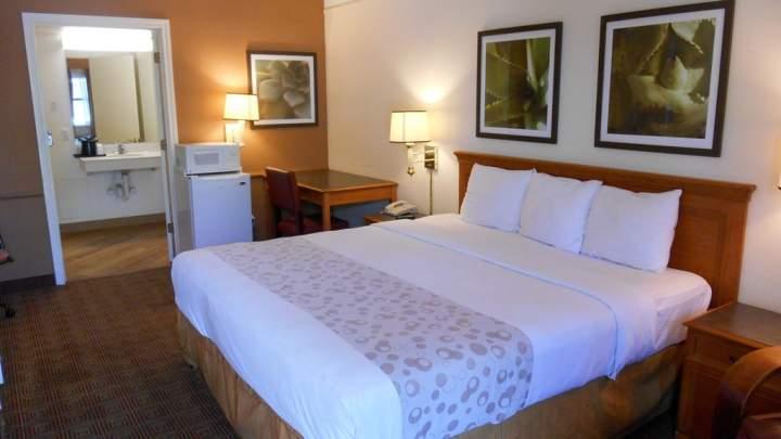 La Quinta Inn Houston Med. Ctr Reliant Ctr. Area - photo 11