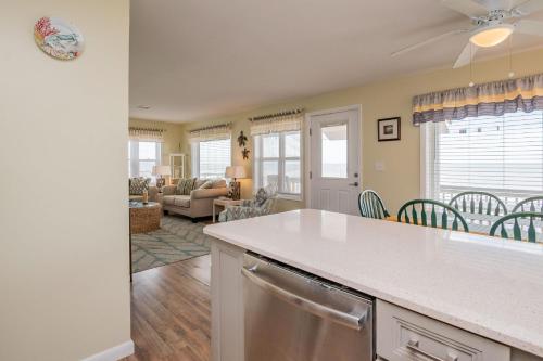 10 Conch Too by Oak Island Accommodations - photo 31