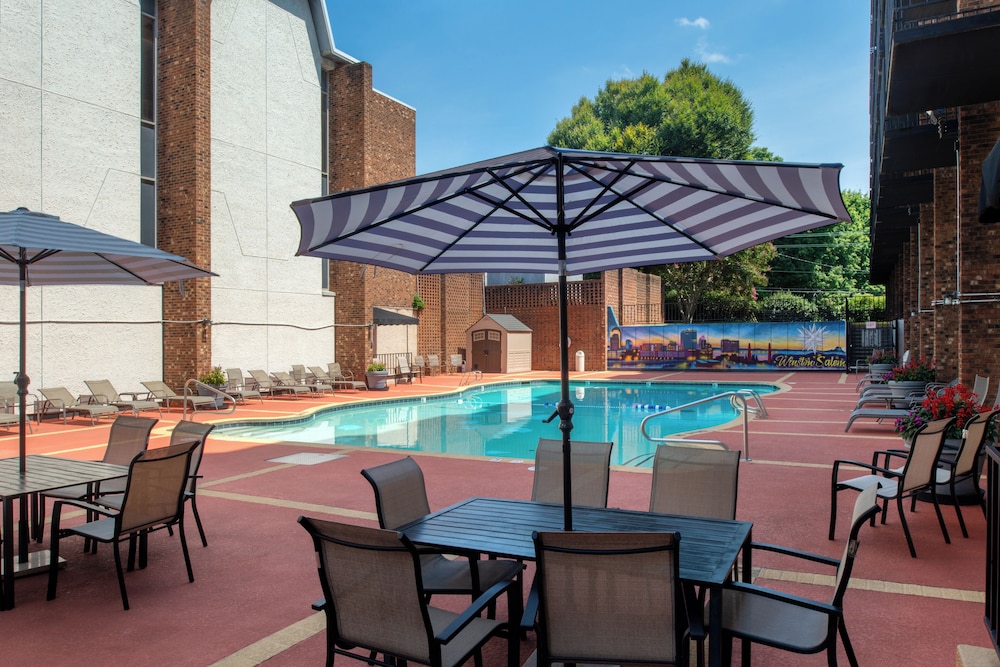 Hawthorne Inn and Conference Center - photo 16